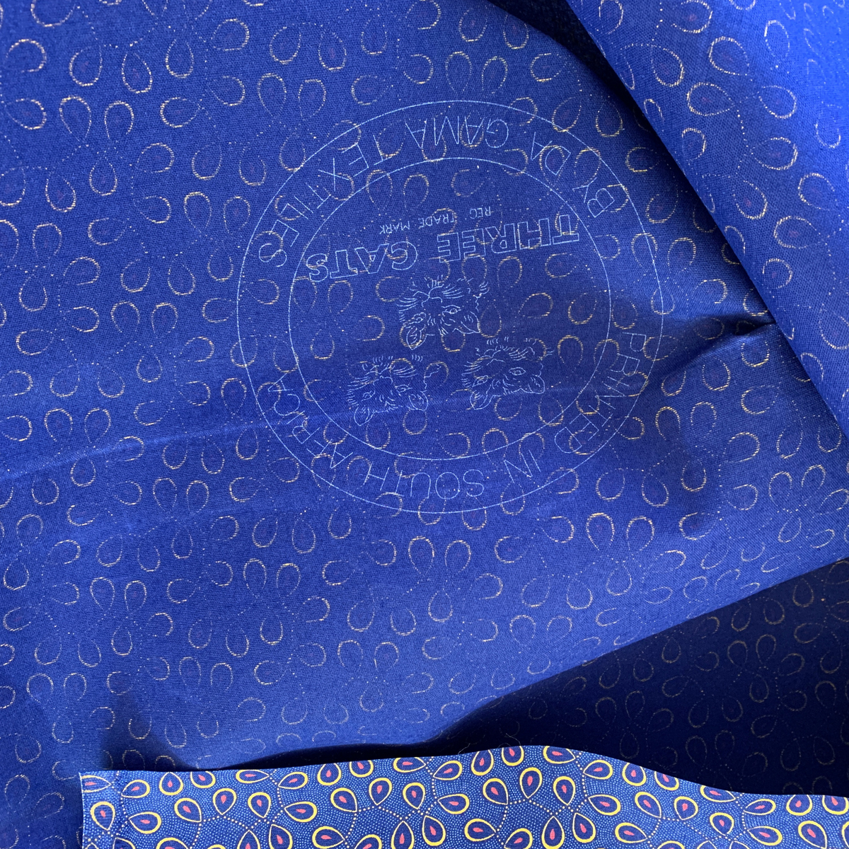 Blue Red Shwe Shwe (Shweshwe/Shoeshoe) Fabric Yard Thrifty Upenyu