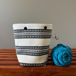 Yarn keeper